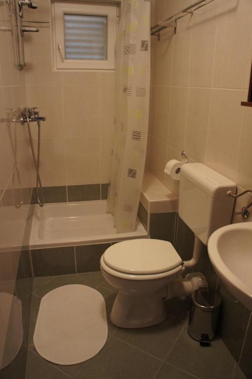Guki Reihenhaeuser Apartment