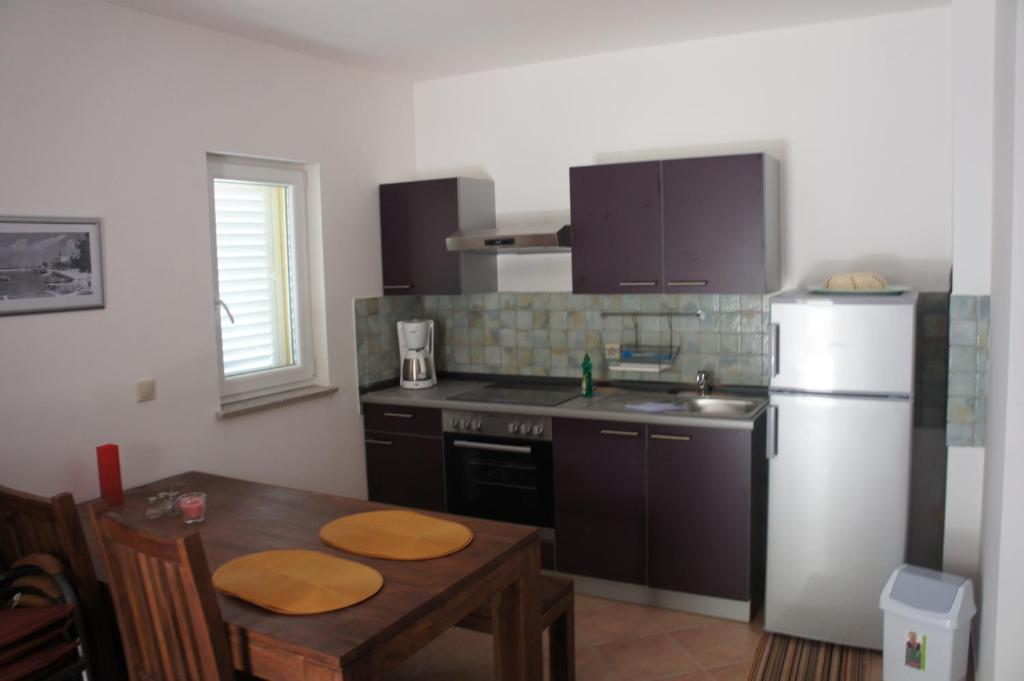 Guki Reihenhaeuser Apartment Malinska